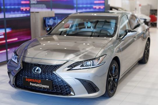 Lexus ES 300H f Sport Design