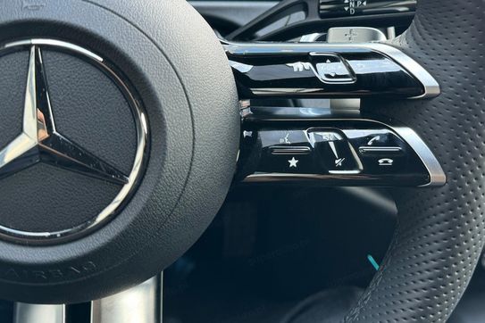 Mercedes Klasa E 300 de 4-Matic AMG