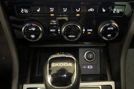 Skoda Superb 1.5 TSI Ambition DSG