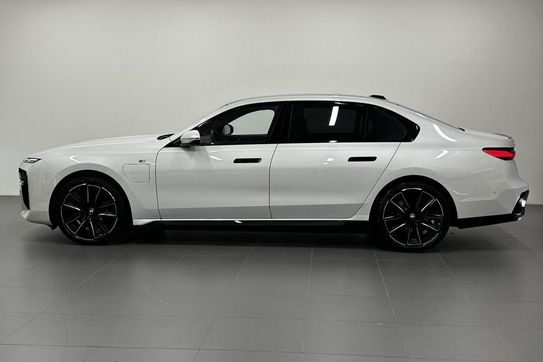 BMW Seria 7 750e xDrive M Sport