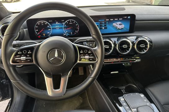 Mercedes CLA 200
