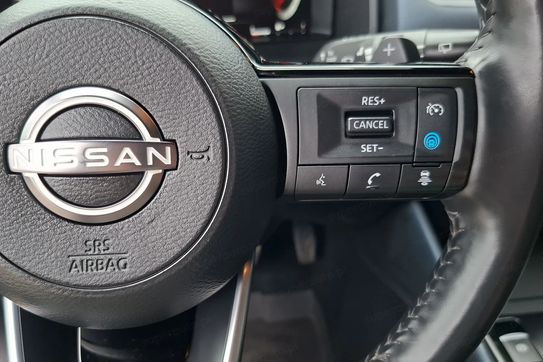 Nissan Qashqai DIG-T 4X4 Xtronic Teknaplus