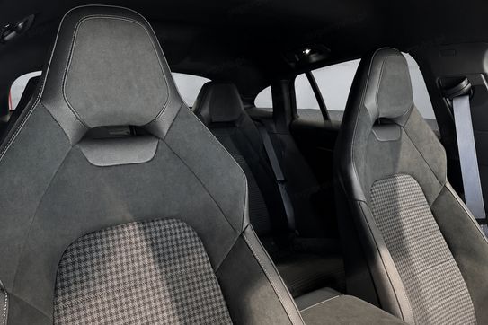 Porsche Panamera 4S E-Hybrid