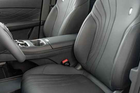 Geely Starray EM-i 1.5 PHEV Pro