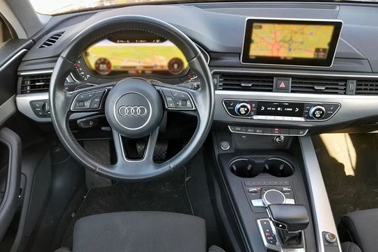 Audi A4 2.0 TDI S tronic