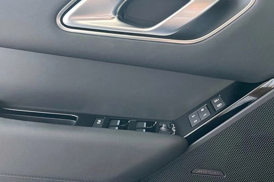 Land Rover Range Rover Velar P400e AWD S