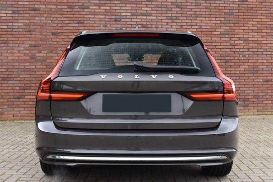 Volvo V90 T6 AWD Plug-In Hybrid Plus Bright