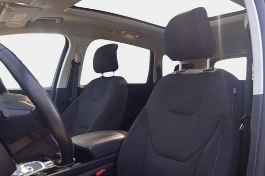 Ford S-MAX 2.5 Hybrid Titanium Cvt