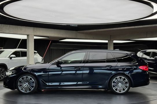 BMW Seria 5 530i xDrive M Sport sport