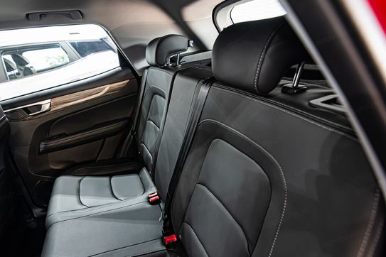 EVO CUATRO ‎1.5 BENZ + LPG FWD