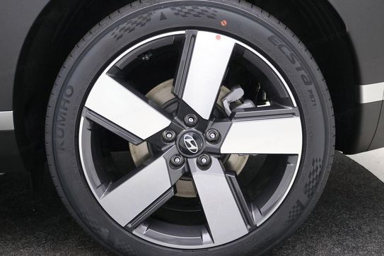 Hyundai Santa Fe 1.6 T-GDI HEV Platinum 4WD aut 5os.