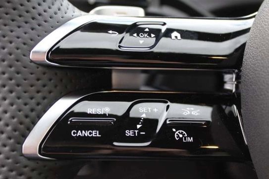 Mercedes Klasa E 200 4MATIC AMG Line