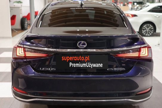 Lexus ES 300h Business Edition