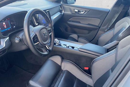 Volvo V60 B4 D Ultimate Dark aut
