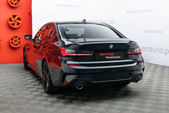 BMW Seria 3 330i M Sport sport-aut