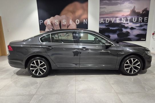 Volkswagen Passat 2.0 TDI EVO Business DSG