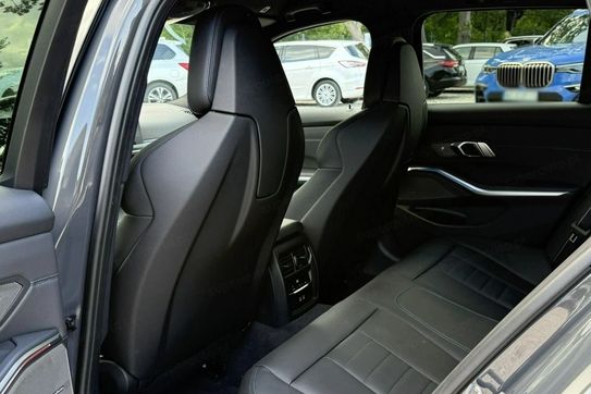 BMW Seria 3 Touring M340d xDrive