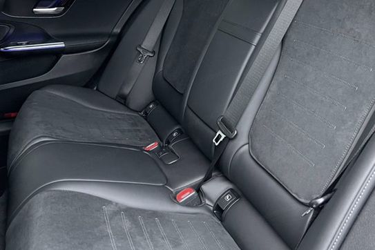 Mercedes Klasa C 200 4-Matic AMG