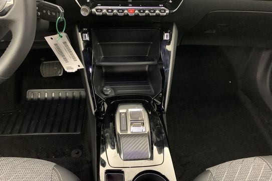 Peugeot 2008 ALLURE 1.2 mHEV e-DCS6