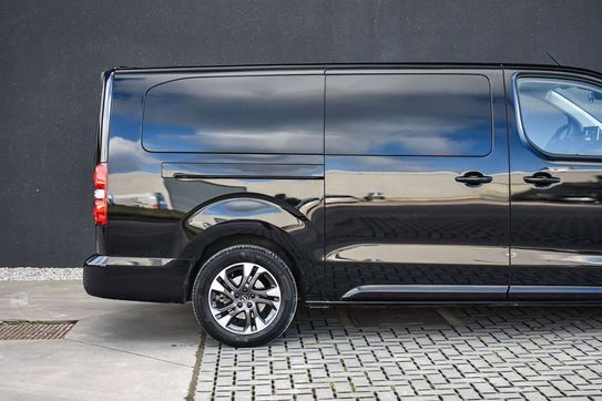 Opel Zafira Life Extra Long L2H1 Business AT8