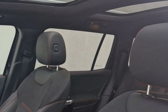 Mercedes GLB 250 4MATIC AMG Line