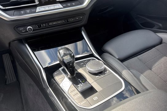 BMW Seria 3 318i