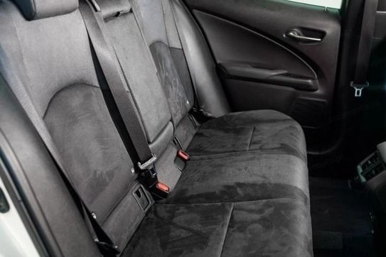Lexus UX 300h Business