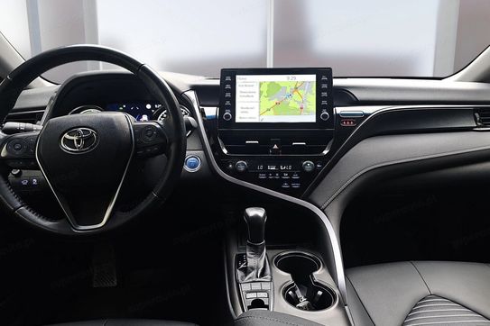 Toyota Camry 2.5 Hybrid Prestige Cvt