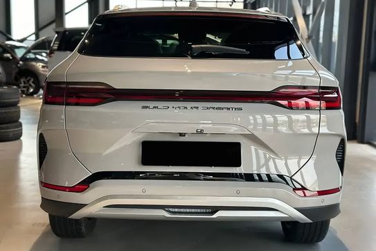 BYD Seal U DM-i  Design AWD