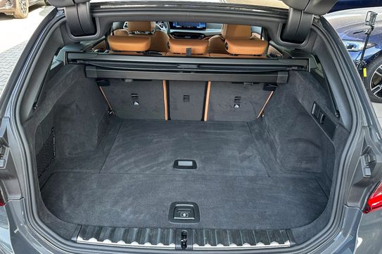 BMW Seria 3 Touring 320d xDrive M Sport
