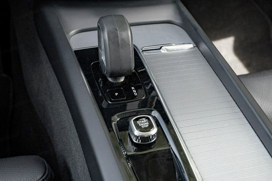 Volvo XC60 B4 D AWD Plus Bright