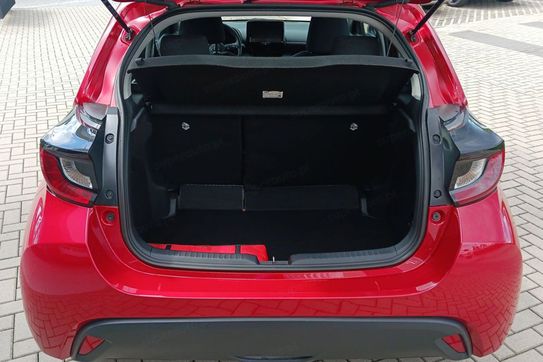 Toyota Yaris Comfort 1.5 Hybrid