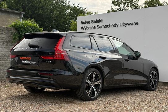 Volvo V60 T6 AWD Plug-In Hybrid Plus Dark aut
