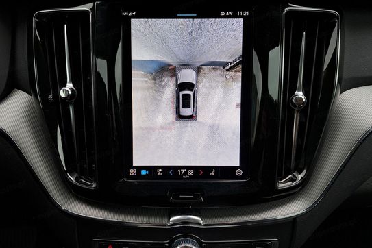 Volvo XC60 B5 B AWD Plus Dark aut