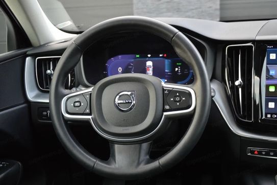 Volvo XC60 T6 Plug-In Hybrid AWD Ultra Dark