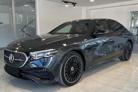 Mercedes Klasa E 200 AMG