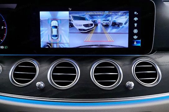 Mercedes Klasa E 220 d 4MATIC Avantgarde