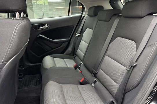 Mercedes GLA 180 7G-DCT