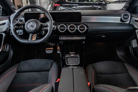 Mercedes CLA 200 AMG Line Shooting Brake