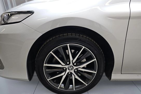 Toyota Camry 2.5 Hybrid Prestige