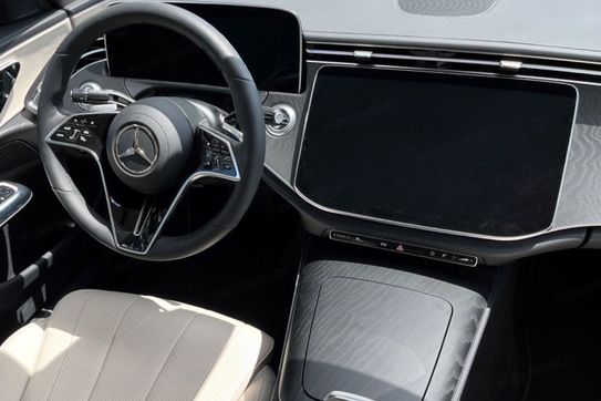 Mercedes Klasa E 220 d Avantgarde