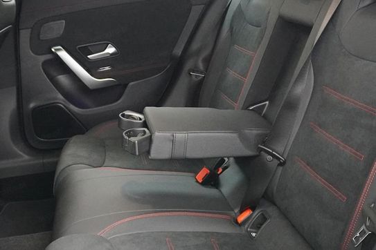 Mercedes CLA 200 AMG Line Shooting Brake