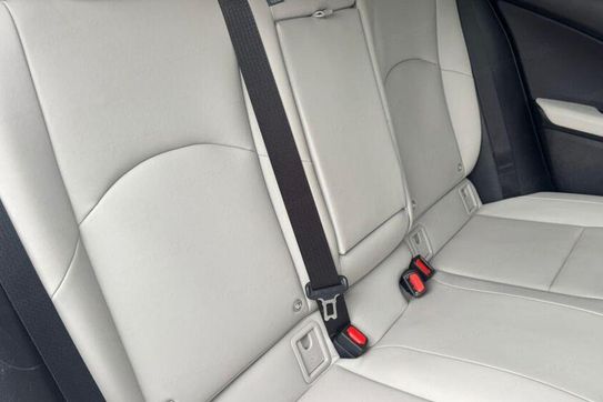 Lexus UX 300h F Sport Design Hybrid Dynamic Force