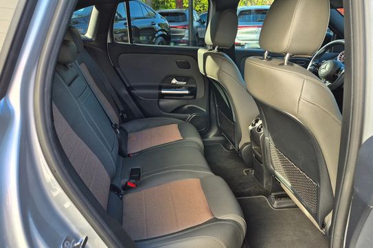Mercedes EQA 250+ 70.5kWh Electric Art