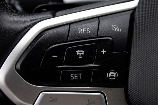 Volkswagen T-Roc TSI Life DSG