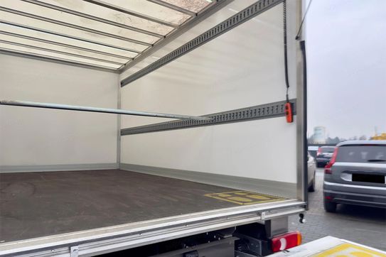 Renault Master Kontener 8EP + Winda