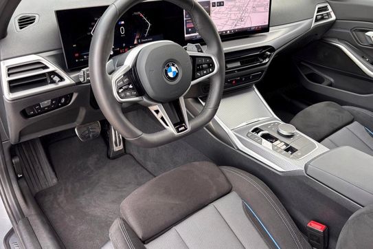 BMW Seria 3 Touring 330i xDrive M Sport
