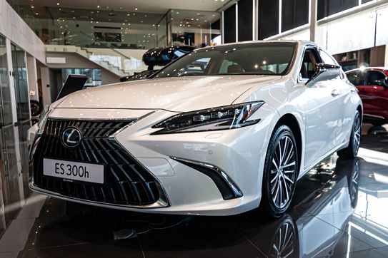 Lexus ES 300h Prestige