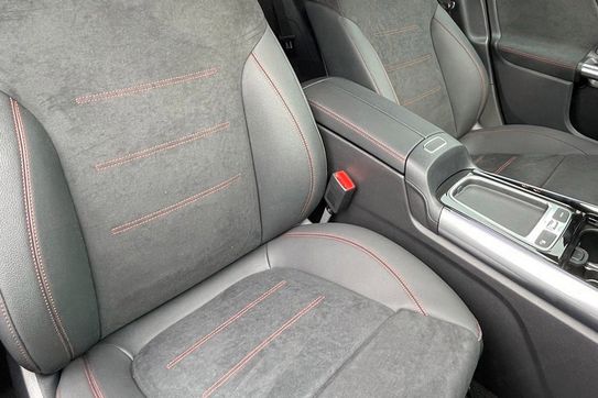 Mercedes GLA 220 4-Matic AMG Line