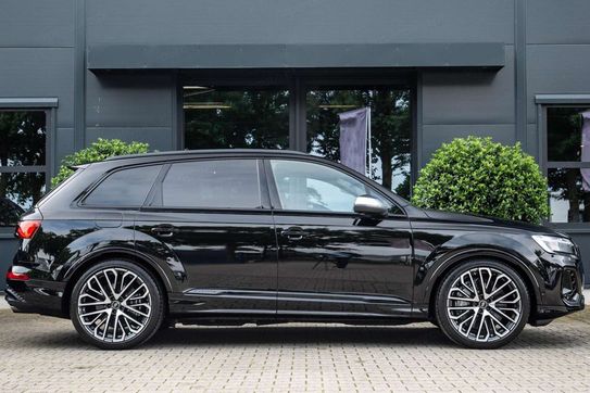 Audi Q7 SQ7 TFSI quattro